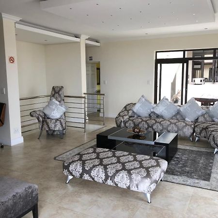 Coral Beach Bed & Breakfast East London Extérieur photo