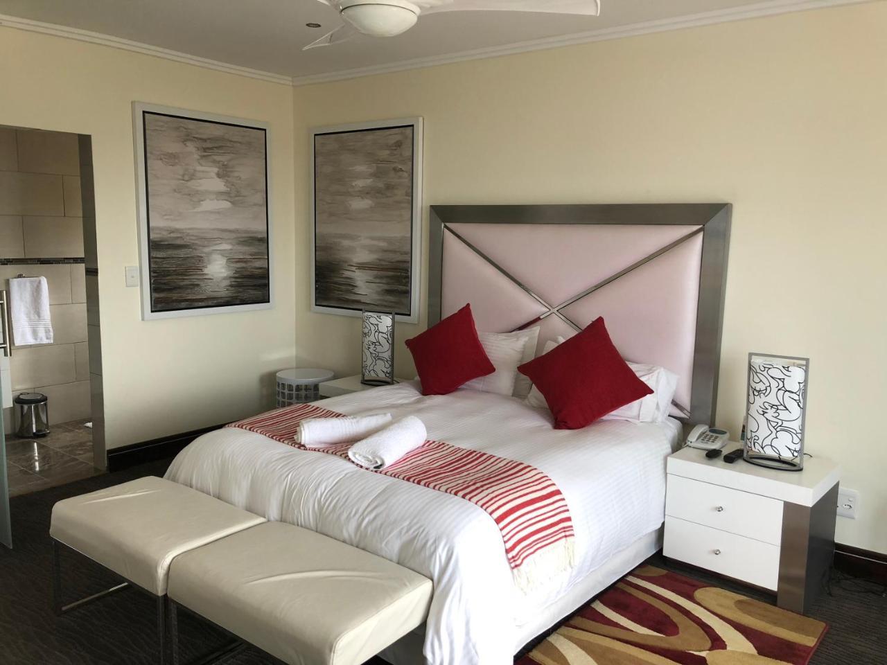 Coral Beach Bed & Breakfast East London Extérieur photo