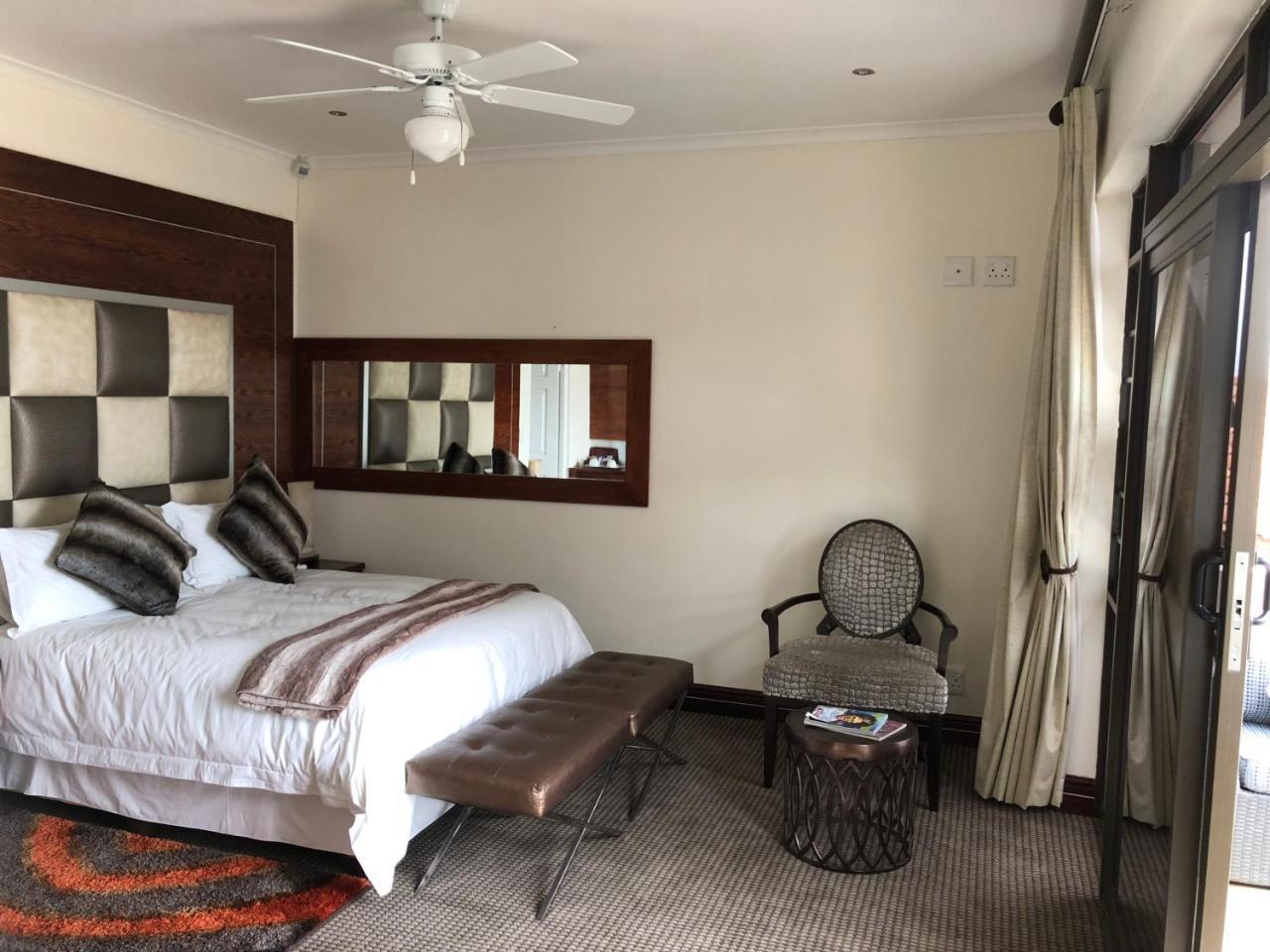 Coral Beach Bed & Breakfast East London Extérieur photo